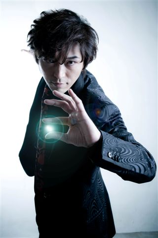 YUSHI YUSHI